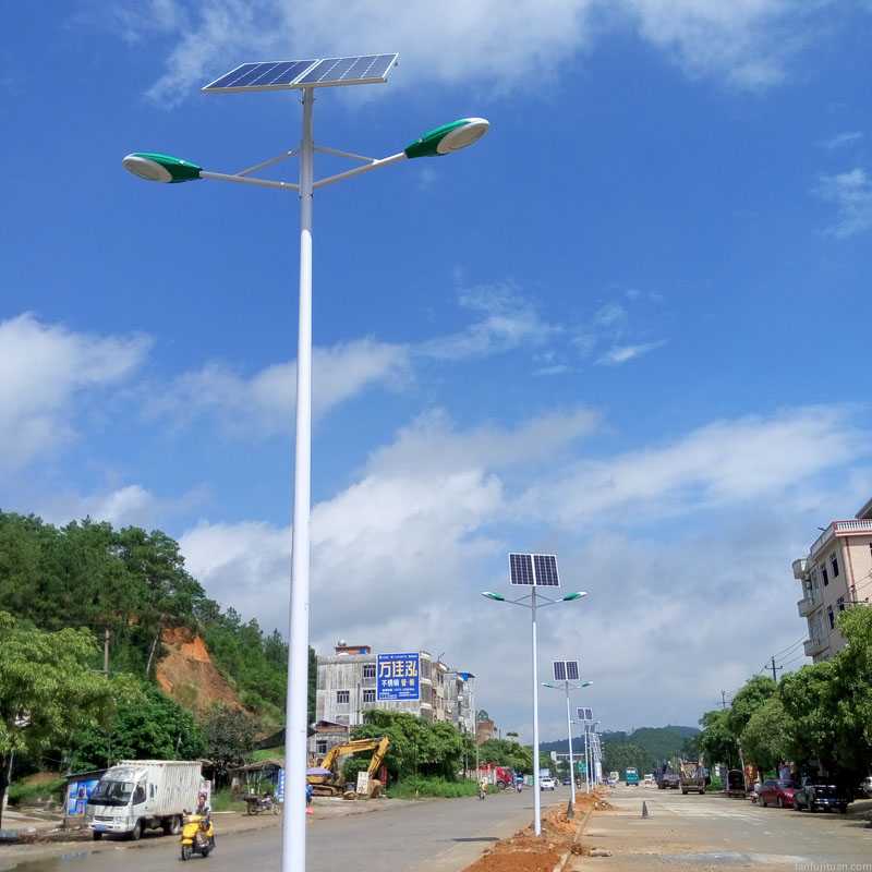甘肃庆阳华池县机场2组15米高杆灯和24组6米路灯